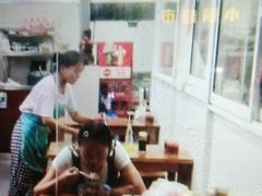 大堂-草桥清真牛肉锅贴扁食店