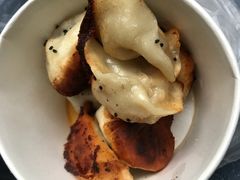 -香山胡记吴江路生煎(灵山路店)