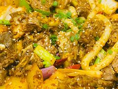 土豆炕羊排-清真·伊然轩青海特色美食