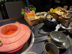 -菌自由丨野生菌火锅特色庭院餐厅(丽江古城店)