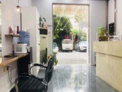 -茶发Salon·烫发染发理发