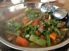 -老石黑山羊毛驴肉火锅(金凯广场店)