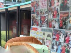 -詹爷爷乌节路街头冰淇淋