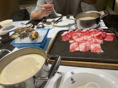 -红鼎豆捞·非遗鲍皇汤火锅(宝丰路店)