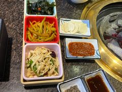 -正苑26年海鲜烤肉•牛尾汤汤饭(东港店)