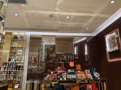 -VENCHI 闻绮(上海佛罗伦萨小镇店)