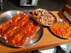 -明洞阿姨·韩式酱蟹烤肉·创意料理(三元桥店)