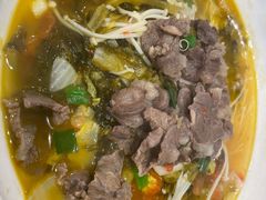 酸汤牛肉-山水人家