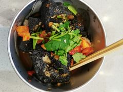 自黑豆腐-自黑豆夫·臭豆腐夹馍(四海唐人街店)