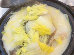 大白菜豆腐煲鱼头-凤凰楼酒家·粤宴点心(华强北店)