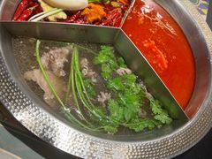 -廖掌柜·重庆鲜货火锅(上海首店)