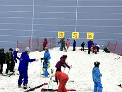 -广州热雪奇迹