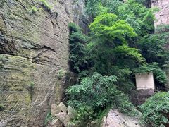 -龙潭大峡谷