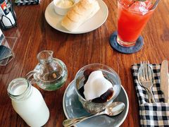 餐前面包-ROAST coffee & eatery