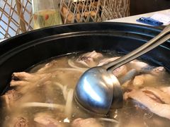 -东椰·海南椰子鸡火锅(朝阳门店)