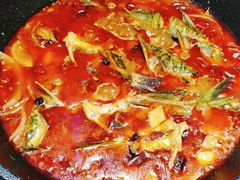 -小小河边鱼(天润城店)