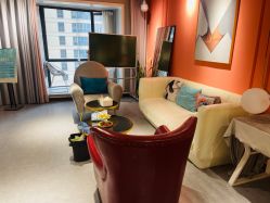 -肌芙初定制皮肤管理中心