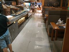 -昆山裕元花园酒店·温莎西餐厅