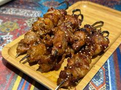 -乡村馕坑肉·烧烤·新疆菜·本地人更爱吃(阿勒泰首店)