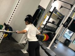 -汗水空间私教健身连锁(SM广场店)