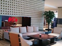 -上海佘山世茂艾美酒店