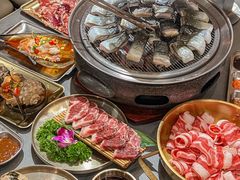 -围炉肉舍•炭烤活鳗•丹东海鲜烤肉(步行街店)