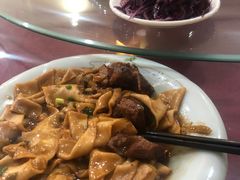 -壹阁胡羊焖饼(特色小吃街店)