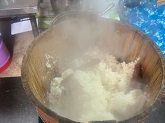 -梁阿婆廿年老牌扣肉糯米饭
