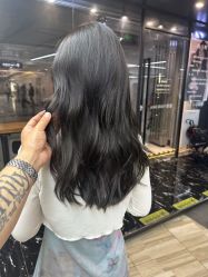 -奈川烫染Salon