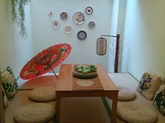 -小草屋轰趴馆别墅派对新场团建家庭聚会
