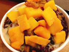 鲜芒果红豆炼乳刨冰-梁子刨冰王(鞍山西道店)