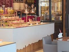 -松咖啡自助餐厅·松北香格里拉