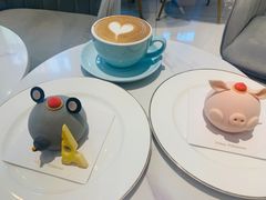 -Fridi Patisserie Cafe