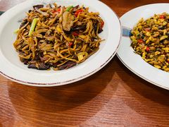 -湖南人家湘菜馆(镇江路店)