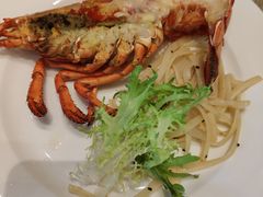 -飨食汇全日制餐厅·昆山皇冠假日酒店(九方店)