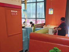 -爱客得牛排海鲜烤肉·火锅自助(春熙路黑金好店)