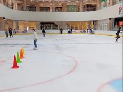 -冠军冰场(环球中心店)