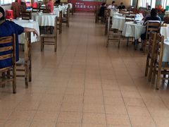 -辉记虾塘海鲜农庄