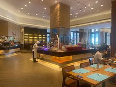 -亚龙湾希尔顿自助餐厅·海鲜·烧烤·沙滩BBQ·现场乐队