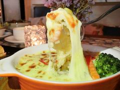 -静香HOUSE·全时段融合餐厅(七星欢乐颂店)