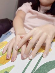 -桃色美甲沙龙