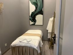 -菩羽·专业美胸·连锁养护中心