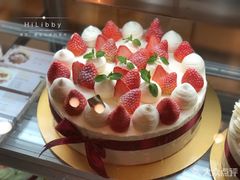 -花花卷卷·鲜食蛋糕(静安久光百货店)