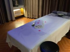 -金色春天.美颜康体纯正SPA(黄泥磅店)