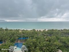 -三亚湾海居雅高铂尔曼度假酒店