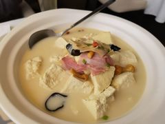 咸肉砂锅北豆腐-悦融·京鲁菜·露台花园(安定门店)