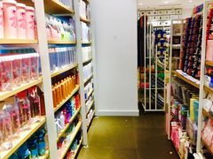 -名创优品(山东青岛市新业广场店)