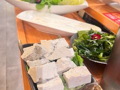 -牛三斤潮汕鲜牛肉火锅(昌发展万科店)