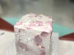 草莓小方-小苍兰风铃草蛋糕甜品(沈阳店)