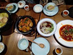 -九锅一堂酸菜鱼(新南凯德直营店)